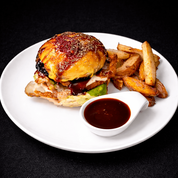 Crispy Burger cu Cartofi Wedges